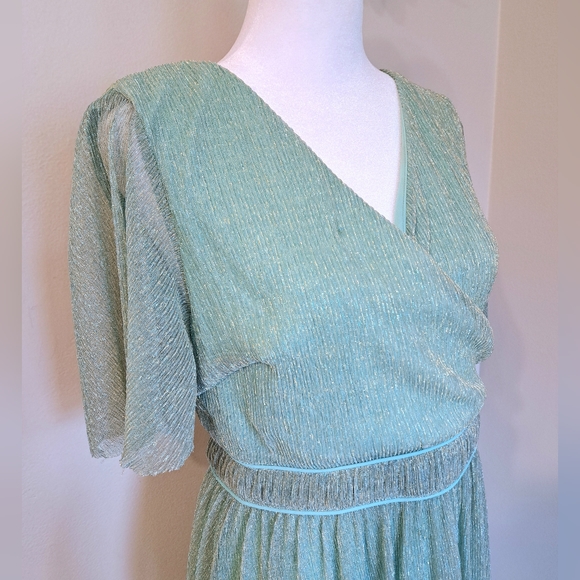 Jessakae NWT Darling Dashwood Maxi Dress in Jade Size M - Picture 3 of 9